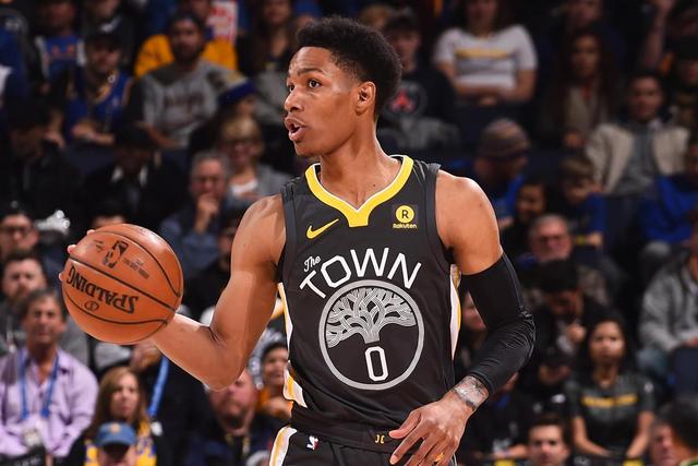 那支在英超奇迹夺冠的球队 如今跌向了深渊